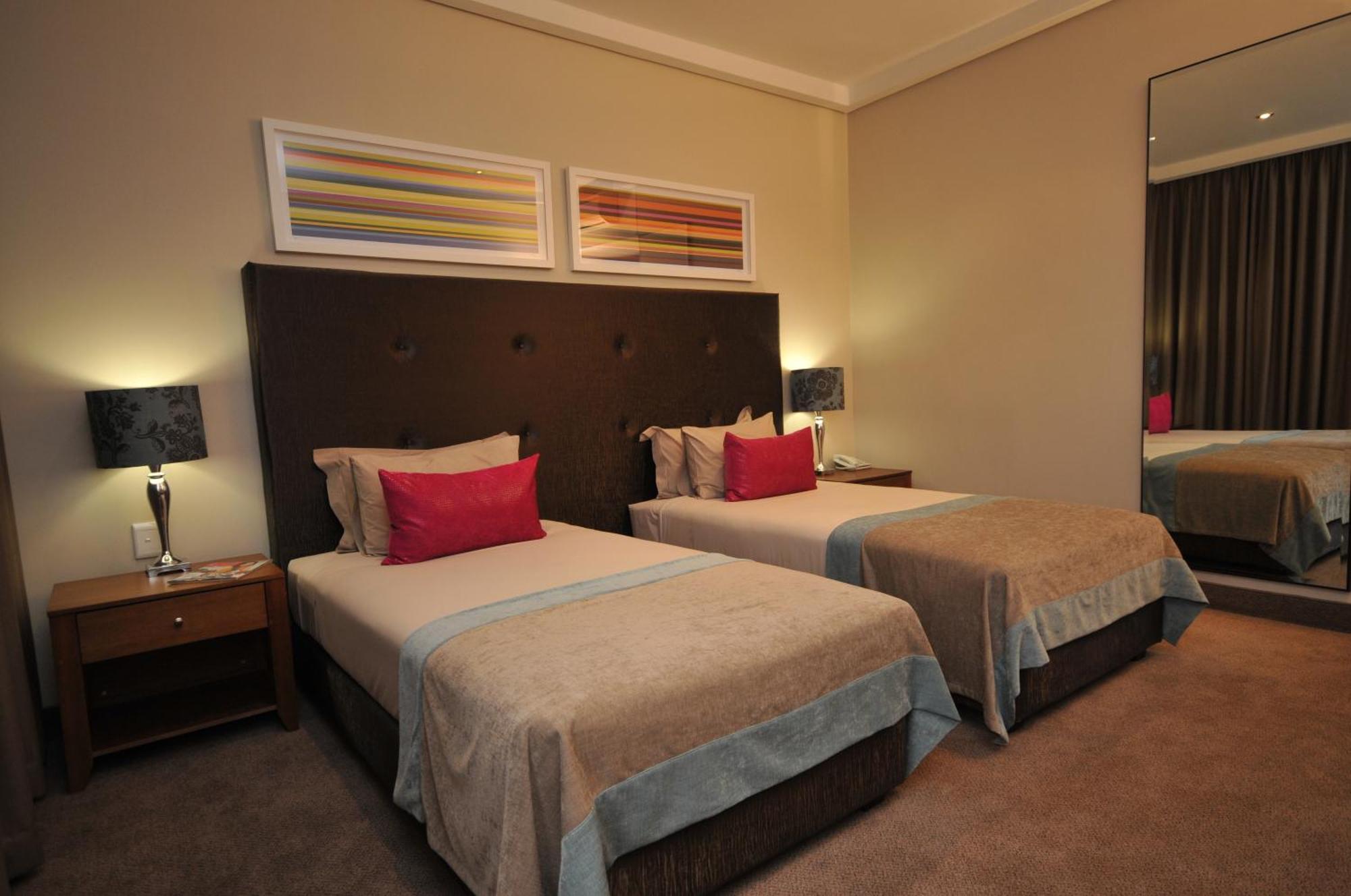 Apollo Hotel Johannesbourg Extérieur photo